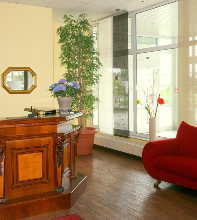 Atrium Hotel Crimmitschau Екстериор снимка