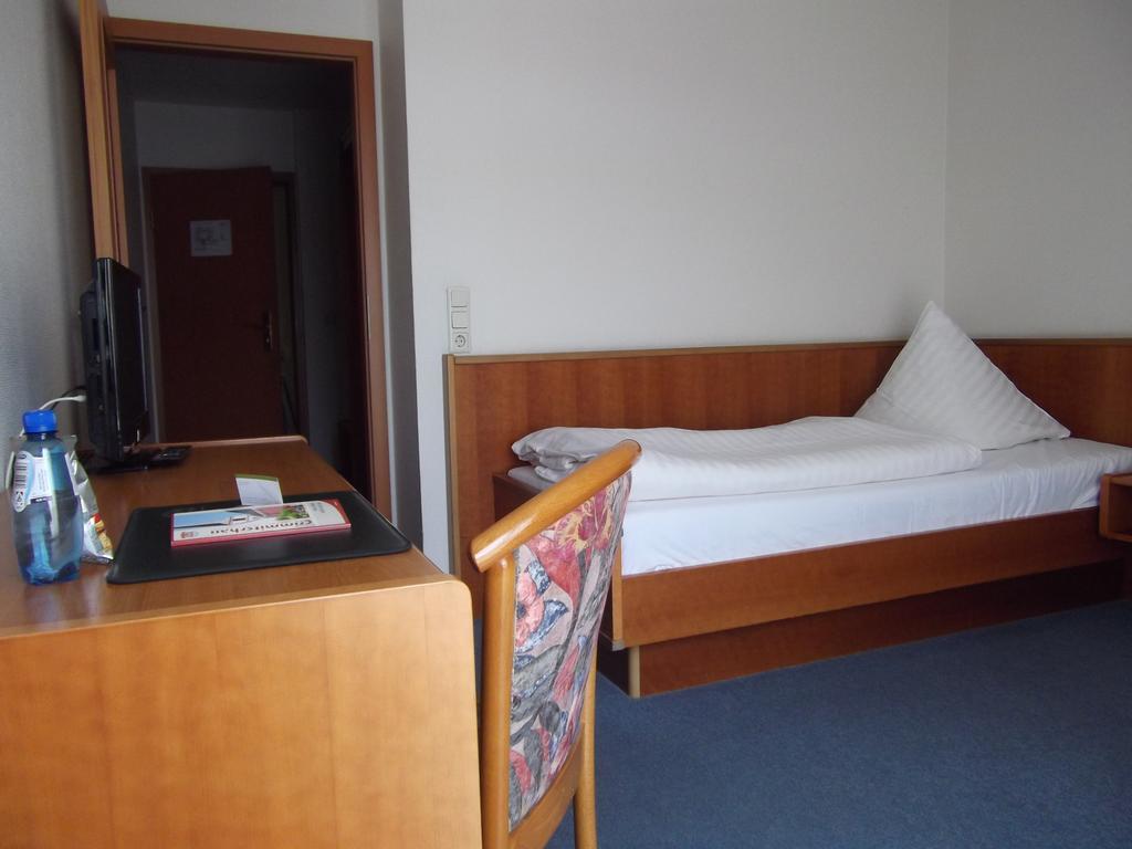 Atrium Hotel Crimmitschau Екстериор снимка