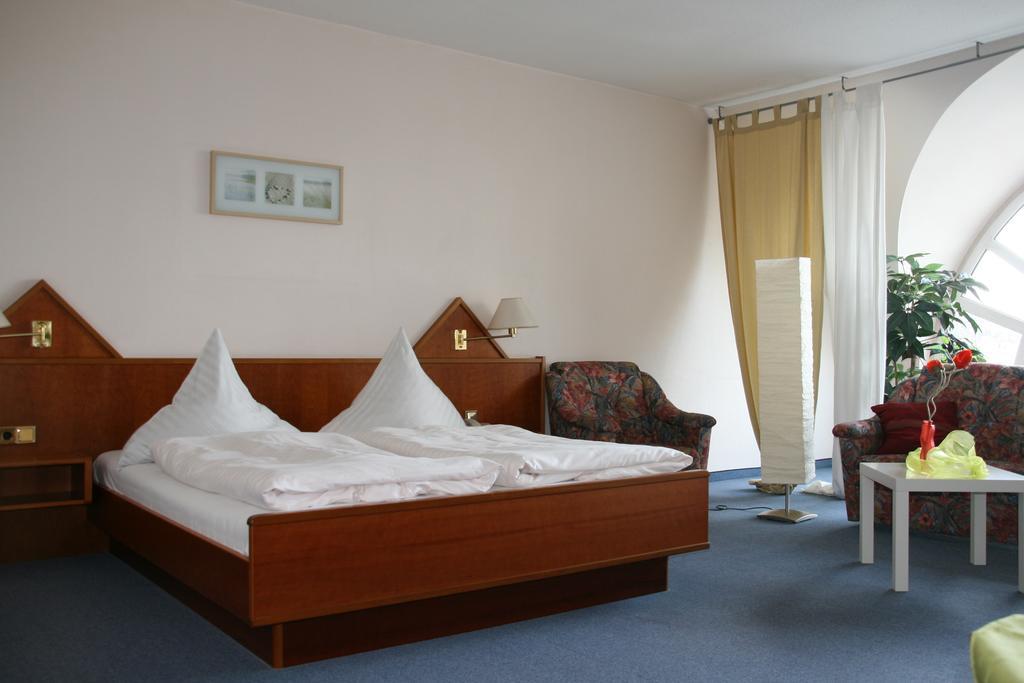 Atrium Hotel Crimmitschau Стая снимка