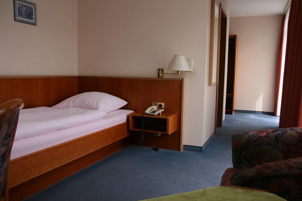 Atrium Hotel Crimmitschau Стая снимка
